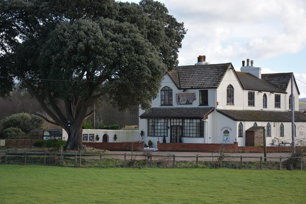The Smugglers Inn Minehead Exterior photo